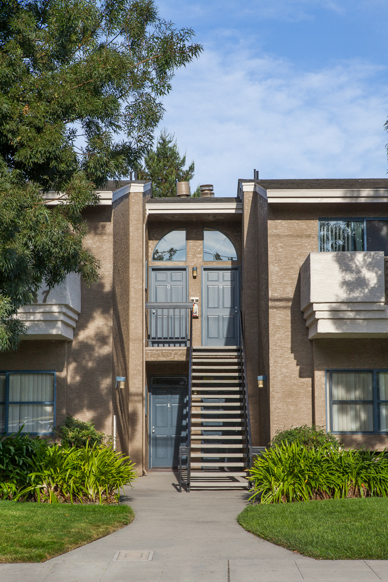 Sierra Vista Apartments photo 4